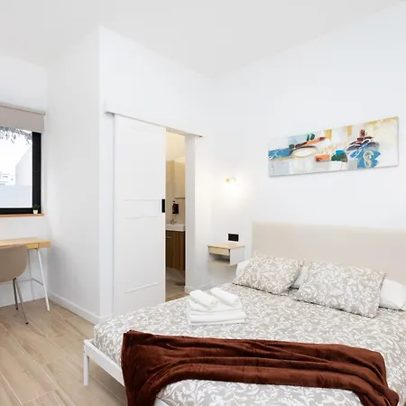 Home2book Radiant & Stylish Urban شقة
